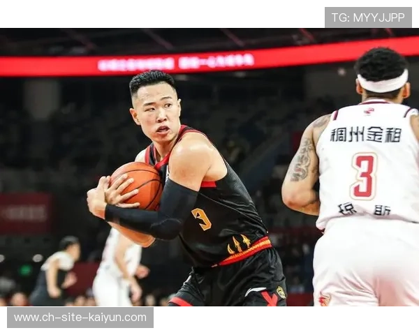 贺希宁单节12分爆发，无奈团队支援不足空砍高分